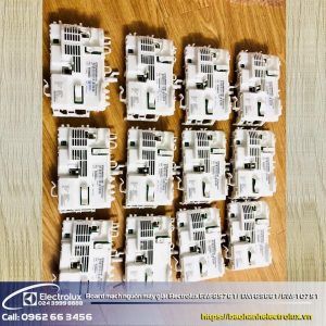 Đầu mạch nguồn máy giặt Electrolux, linh kiện Uy tín, phù hợp Sử dụng cho nhiều loại máy giặt Electrolux. Dễ dàng lắp đặt và thay thế, đảm bảo hoạt động hiệu quả của thiết bị.